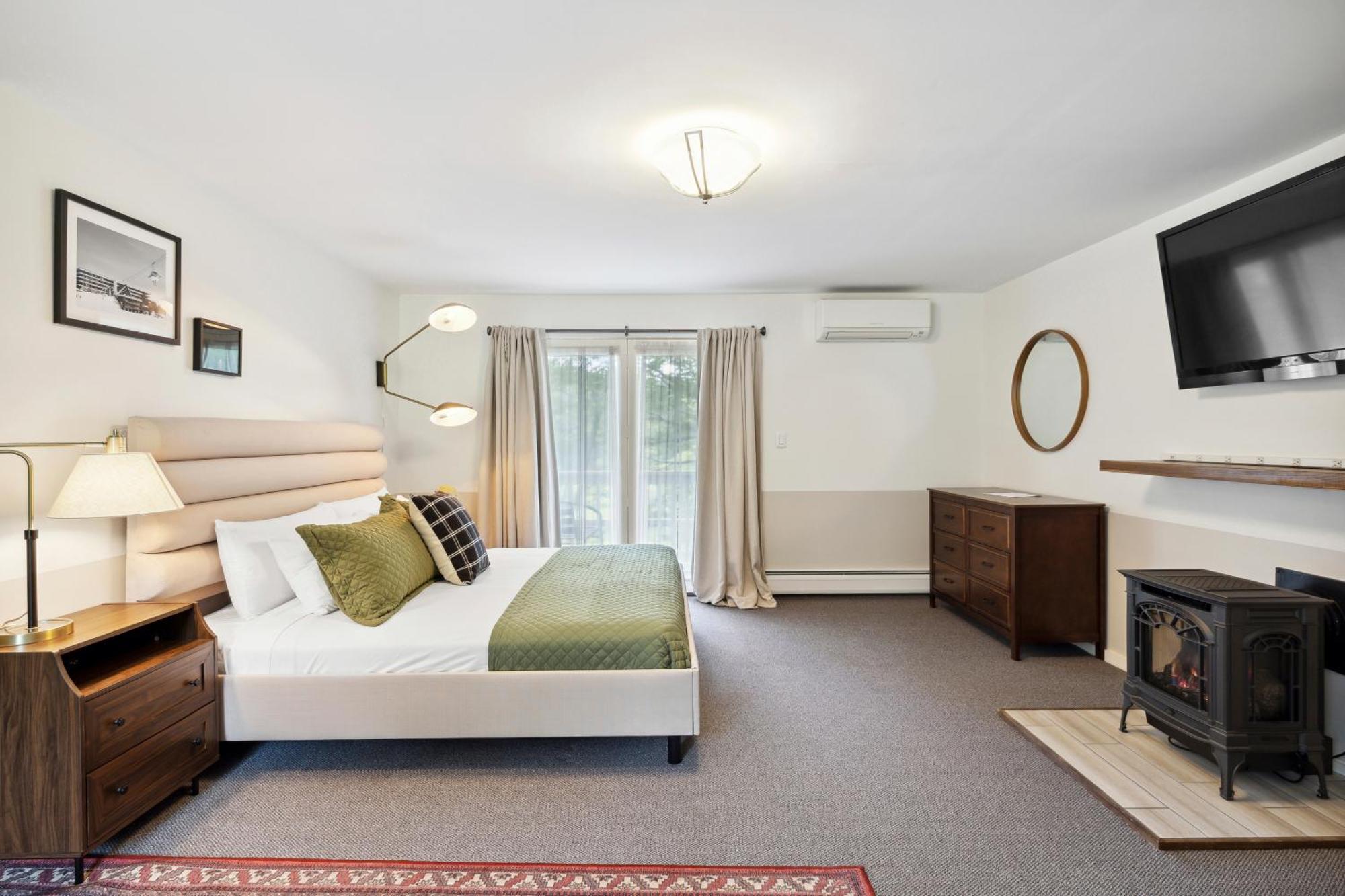 Mountaineer Inn West Dover Eksteriør bilde